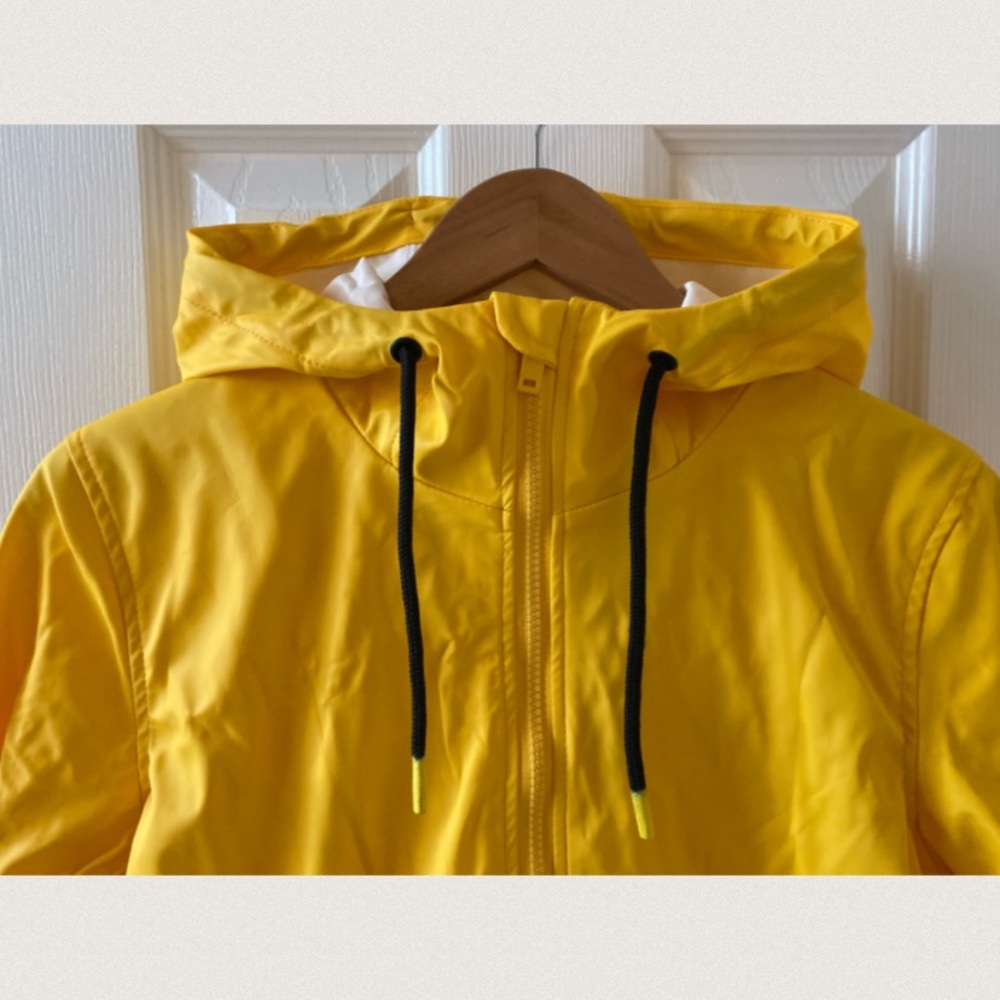 ‼️GET 50% OFF‼️• Primark Yellow Raincoat •